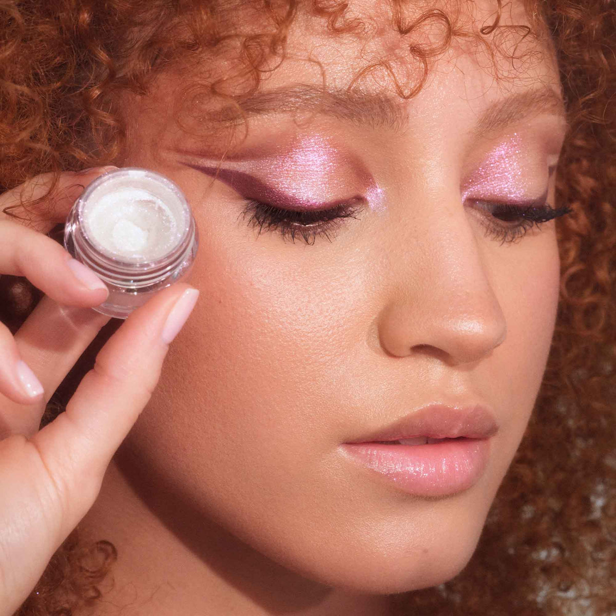 Anastasia Beverly Hills Space Dust Powder